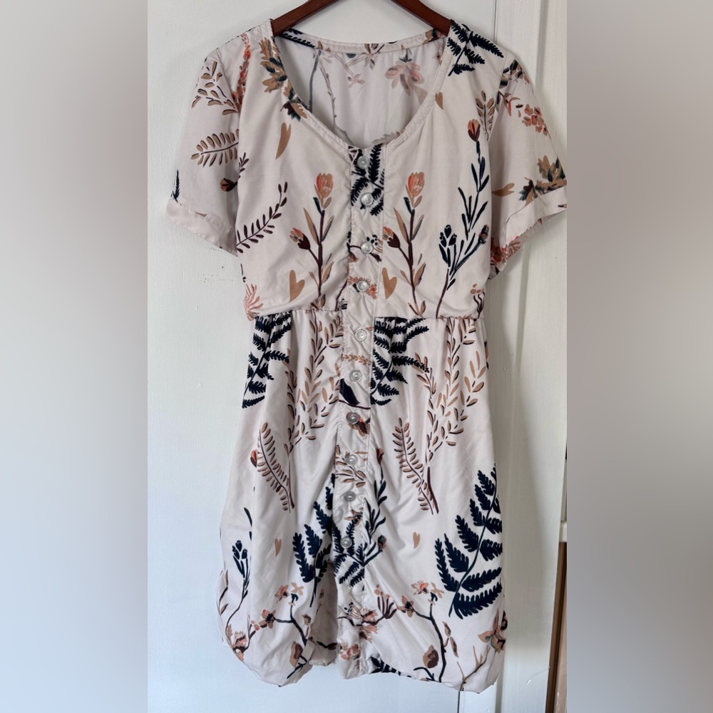 Floral cotton dress.
